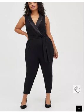 TORRID  Black Sleeveless Wrap Tuxedo Jumpsuit with Waist Tie(no belt).